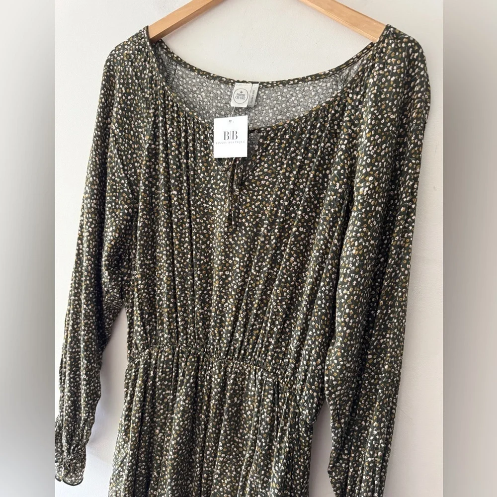 NEW!! Paper Crane Adorable Green Floral Long Sleeve Elastic Waist Mini Dress - Picture 3 of 8